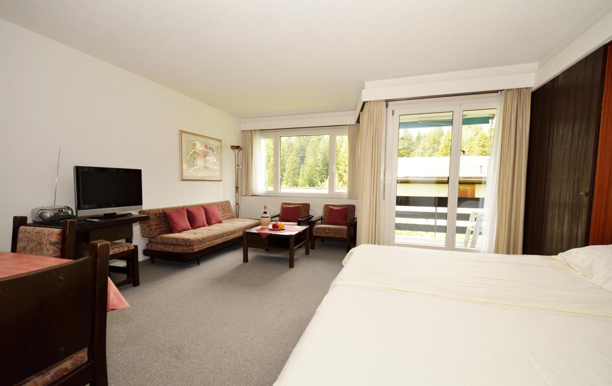 Ferienwohnungen Chesa Clois 24 Lenzerheide Ruang foto